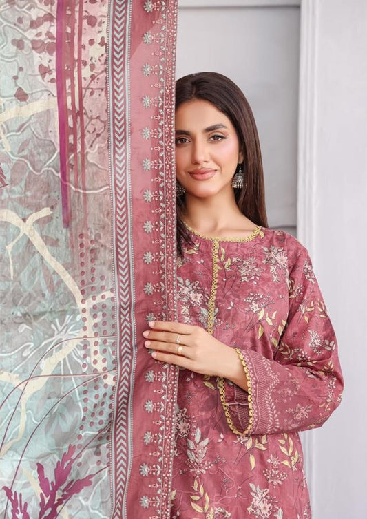 Sarah Inaya – Elegant with divine charm